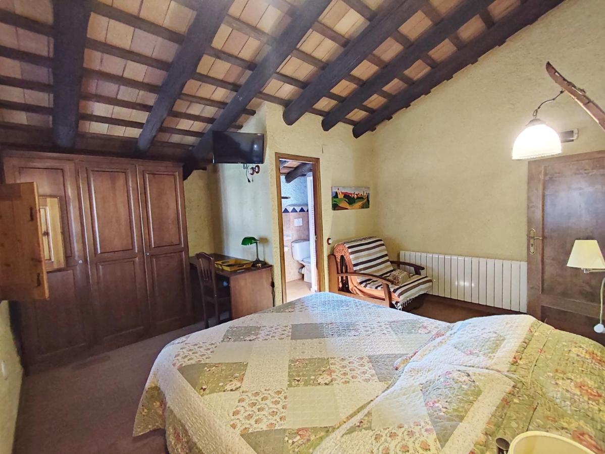 Masia Can Felip B&B Llinars del Valles Dış mekan fotoğraf