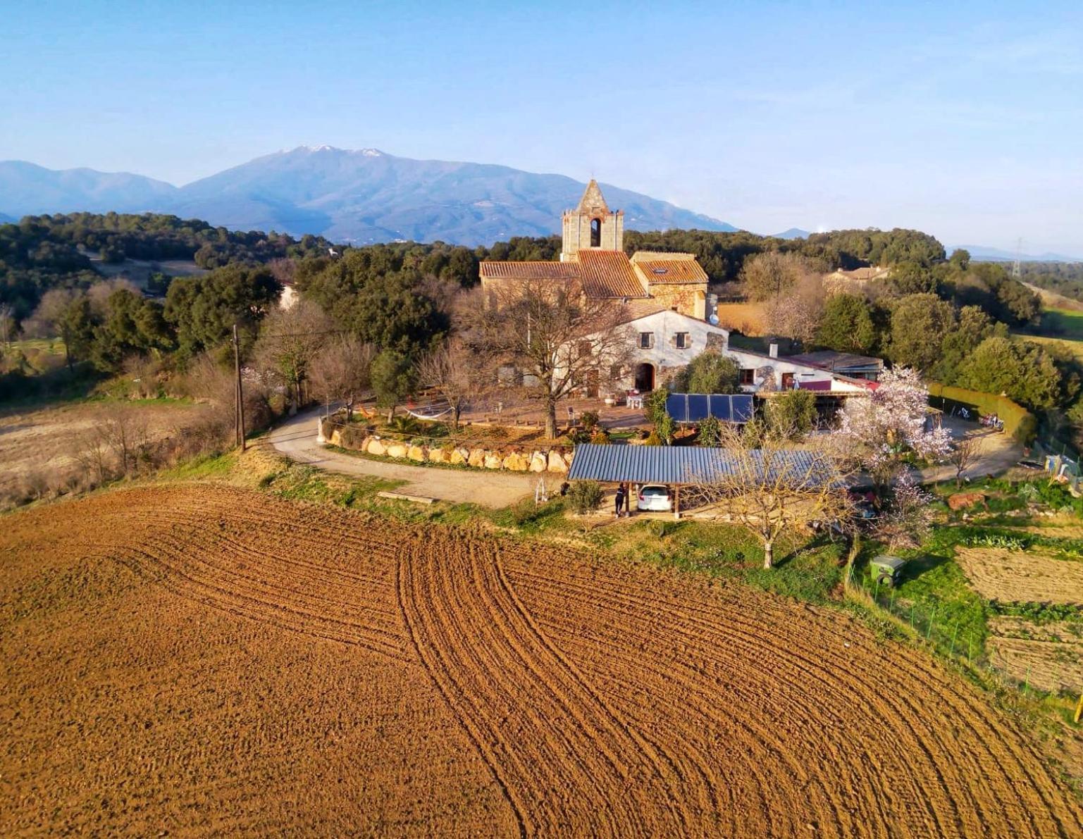 Masia Can Felip B&B Llinars del Valles Dış mekan fotoğraf